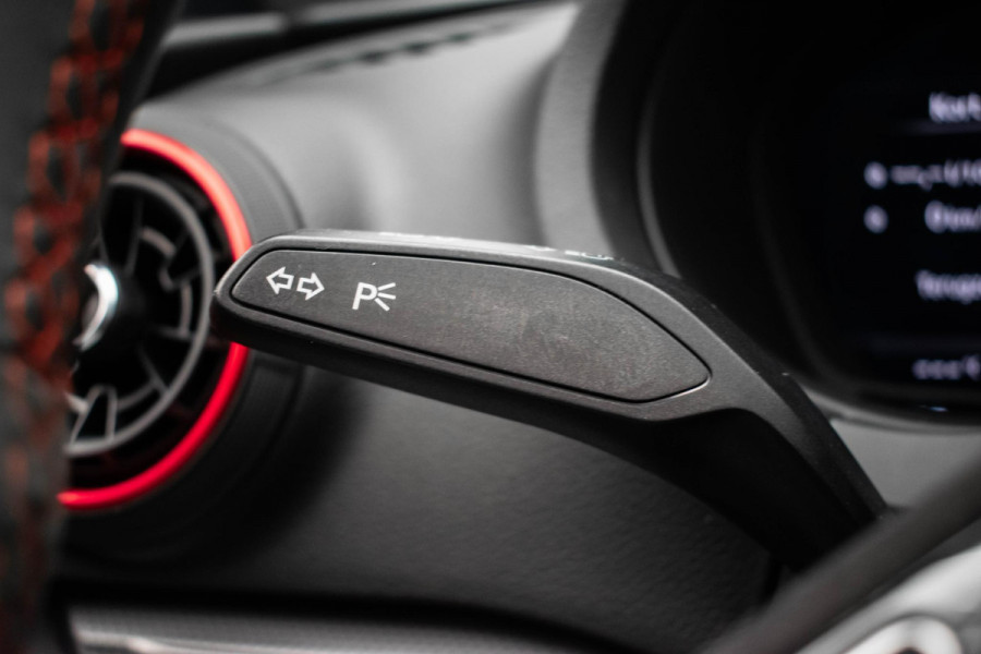 Audi RS3 Limousine 2.5 TFSI quattro |Pano|RS Seat|B&O|Keyless|