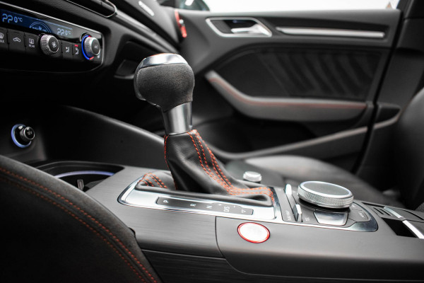 Audi RS3 Limousine 2.5 TFSI quattro |Pano|RS Seat|B&O|Keyless|