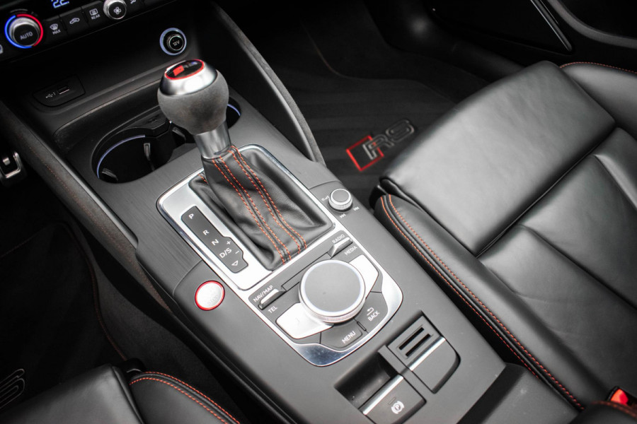 Audi RS3 Limousine 2.5 TFSI quattro |Pano|RS Seat|B&O|Keyless|