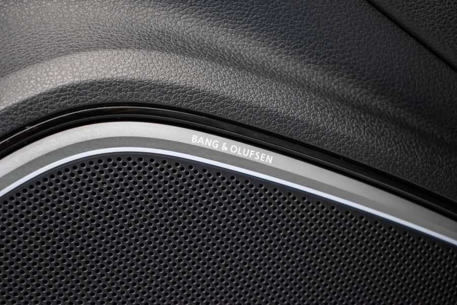 Audi RS3 Limousine 2.5 TFSI quattro |Pano|RS Seat|B&O|Keyless|