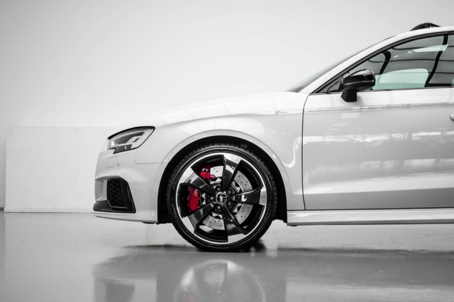 Audi RS3 Limousine 2.5 TFSI quattro |Pano|RS Seat|B&O|Keyless|