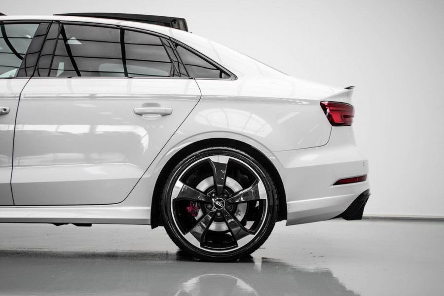 Audi RS3 Limousine 2.5 TFSI quattro |Pano|RS Seat|B&O|Keyless|