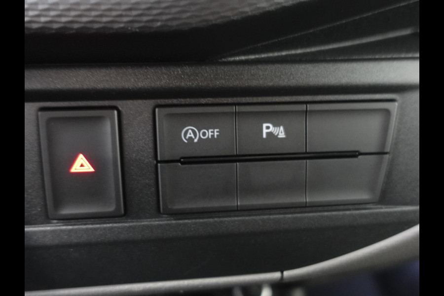 Volkswagen Transporter 2.0 TDI L2H1 Highline Automaat Airco Navi Parkeersensoren Trekhaak Lichtmetalen velgen