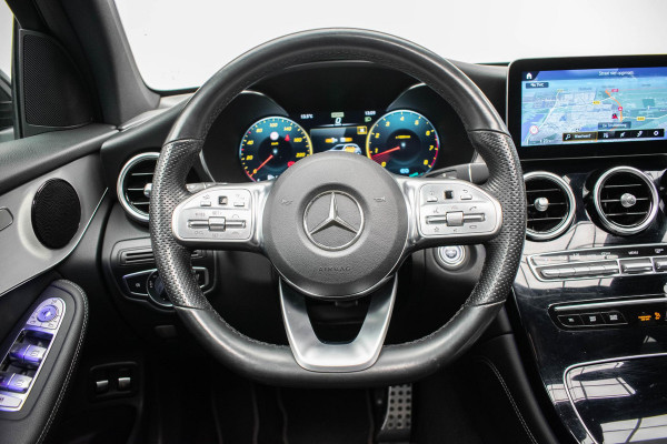 Mercedes-Benz GLC 300 4MATIC AMG Line | Pano| 360 Camera| ACC