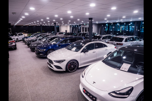 Mercedes-Benz GLC 300 4MATIC AMG Line | Pano| 360 Camera| ACC