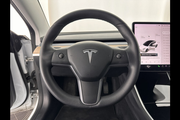 Tesla Model 3 Standard RWD Plus 60 kWh [ 3-Fase ] (INCL-BTW) Aut. *PANO | AUTO-PILOT | NAPPA-LEATHER | KEYLESS | FULL-LED | MEMORY-PACK | SURROUND-VIEW | DAB | CARPLAY | DIGI-COCKPIT | LANE-ASSIST | COMFORT-SEATS | 18"ALU*