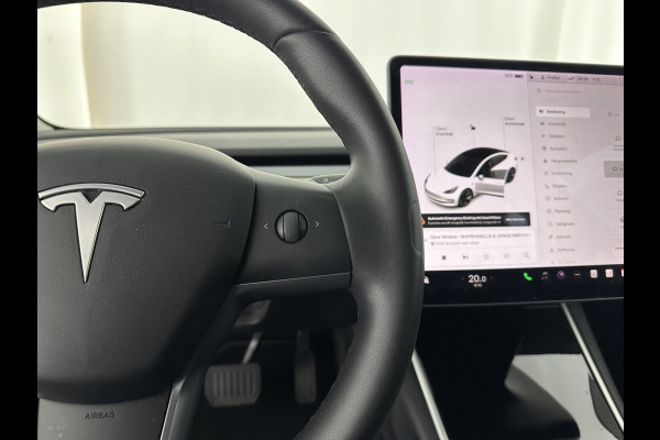 Tesla Model 3 Standard RWD Plus 60 kWh [ 3-Fase ] (INCL-BTW) Aut. *PANO | AUTO-PILOT | NAPPA-LEATHER | KEYLESS | FULL-LED | MEMORY-PACK | SURROUND-VIEW | DAB | CARPLAY | DIGI-COCKPIT | LANE-ASSIST | COMFORT-SEATS | 18"ALU*