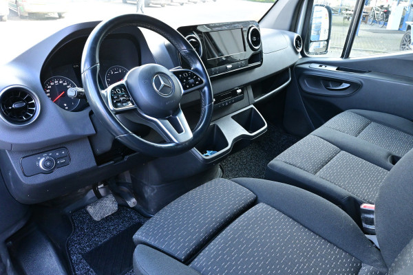 Mercedes-Benz Sprinter 319 CDI 3.0 V6 L2H2 LED, 360 Camera, Geveerde stoel, MBUX 10.25