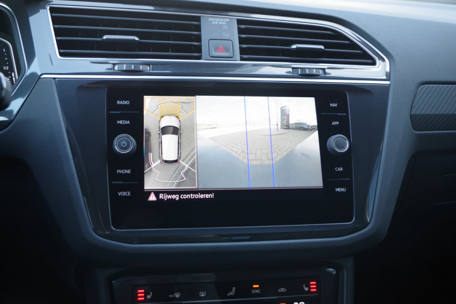 Volkswagen Tiguan 1.4 TSI 245 PK eHybrid R-Line BNS+ PHEV, Panoramadak, 20" LM, 360 Camera, Leder, IQ-LED, Memory