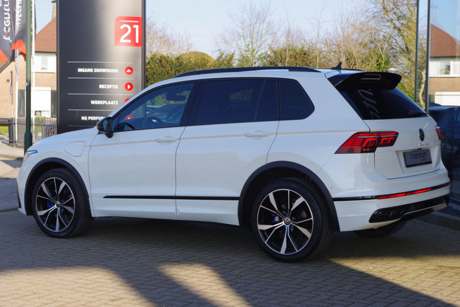 Volkswagen Tiguan 1.4 TSI 245 PK eHybrid R-Line BNS+ PHEV, Trekhaak, Panoramadak, Blac-Pack, Navi Prof, Head-Up, 20" LM