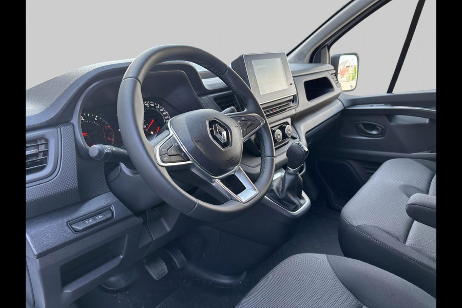 Renault Trafic T30 L2H1 150PK AUTOMAAT LED AIRCO CRUISE CONTROL CAMERA NAVIGATIE D.M.V. CARPLAY TREKHAAK