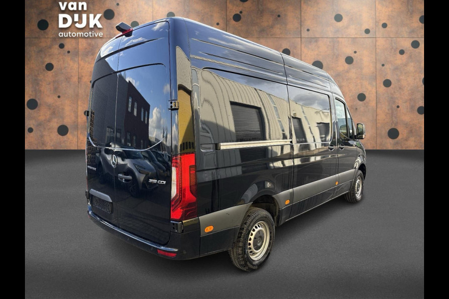 Mercedes-Benz Sprinter 319 L2H2 PRO 190PK 9G-TRONIC AUTOMAAT RWD ( BPM VRIJ ) LED GROOT M-BUX GROOT SCHERM AIRCO CRUISE CONTROL CAMERA BUMPERS IN KLEUR 3500KG TREKGEWICHT