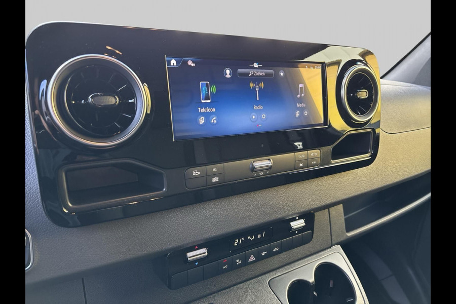 Mercedes-Benz Sprinter 319 L2H2 PRO 190PK 9G-TRONIC AUTOMAAT RWD ( BPM VRIJ ) LED GROOT M-BUX GROOT SCHERM AIRCO CRUISE CONTROL CAMERA BUMPERS IN KLEUR 3500KG TREKGEWICHT