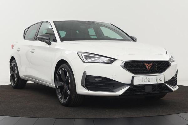 CUPRA Leon 1.4 e-Hybrid | Stoel & stuurverwarming | Camera | Sfeerverlichting | Park Assist | Full LED | Keyless | Navigatie | Sportstoelen | PHEV