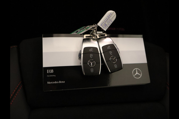 Mercedes-Benz EQB 250+ AMG Line 7p. 71 kWh | Nightpakket | Parkeerpakket met 360°-camera | KEYLESS-GO comfort pakket | GUARD 360° Voertuigbescherming Plus | Winter pakket | EASY PACK achterklep |