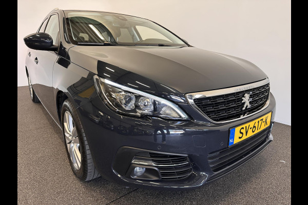 Peugeot 308 SW 1.2 110PK PureTech Blue Lease Executive Airco Navi Panoramadak Cruise Control 16" LM Velgen