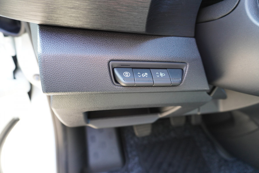 Renault Trafic 2.0 Blue dCi 130PK T30 L2H1 Advance Nr. V120 | Airco | Cruise | Apple CP + Android auto | Camera