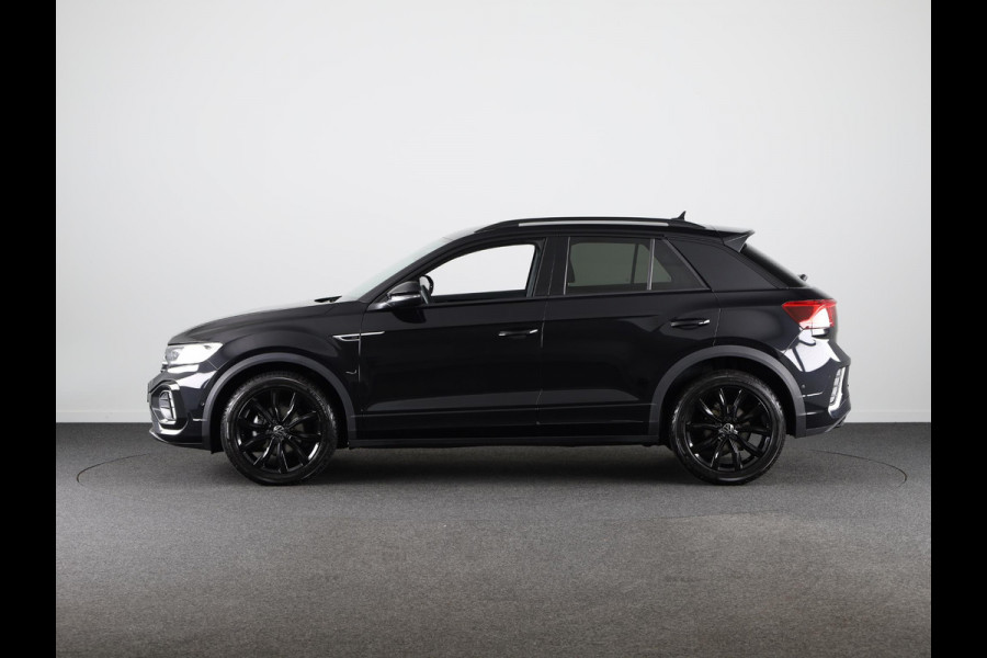 Volkswagen T-Roc 1.5 TSI R-Line 150PK Automaat (DSG) | Black Style | IQ Matrix LED koplampen | Parkeercamera | Elektrische achterklep |