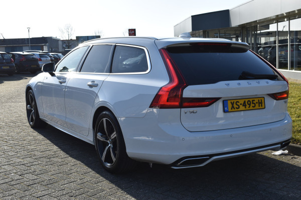 Volvo V90 T4 190PK Automaat Business Sport | H&K | Panodak | ACC | Elektr. stoelen | Leder | Blis | Stuurverwarming