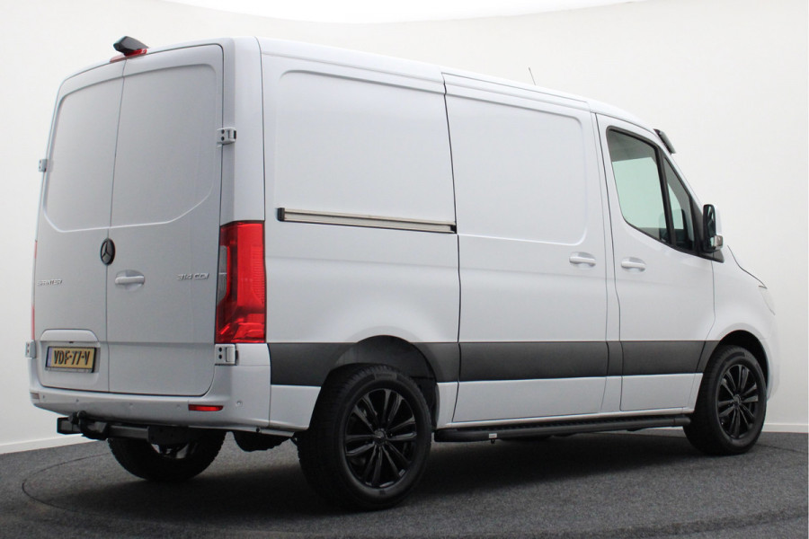 Mercedes-Benz Sprinter 314 2.2 CDI L1H1 Automaat Leer, Airco, Camera, Apple CarPlay, Cruise, DAB, Zonneklep, Trekhaak, 18”