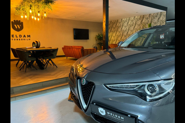 Alfa Romeo Stelvio 2.0 T AWD Super Garantie Trekhaak Pano StoelVW StuurVW Elek Achterklep Camera PDC Leder Led Navi Clima Rijklaar