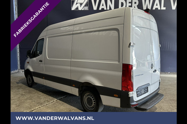 Mercedes-Benz Sprinter 317 CDI 170pk L2H2 Fabrieksgarantie Euro6 Airco | Camera | Navigatie | Apple Carplay | Cruisecontrol | Chauffeursstoel Android Auto, Stoelverwarming, Parkeersensoren, Bijrijdersbank