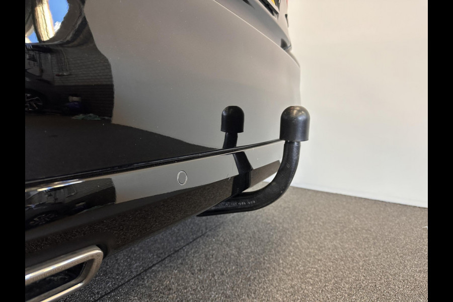 Peugeot 308 1.2 PureTech GT-line Panoramadak Airco|ECC Navi Carplay PDC VA + Camera Full LED Trekhaak