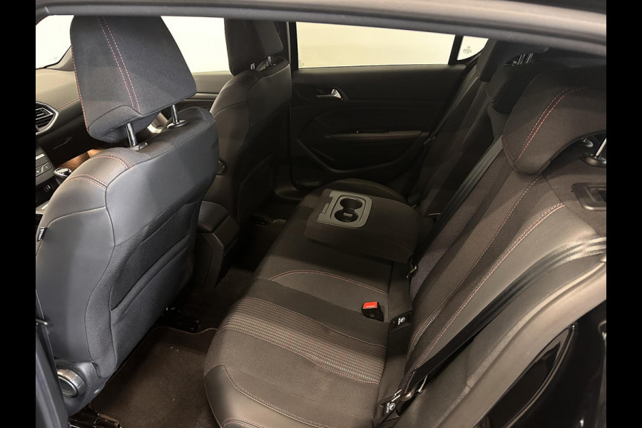 Peugeot 308 1.2 PureTech GT-line Panoramadak Airco|ECC Navi Carplay PDC VA + Camera Full LED Trekhaak