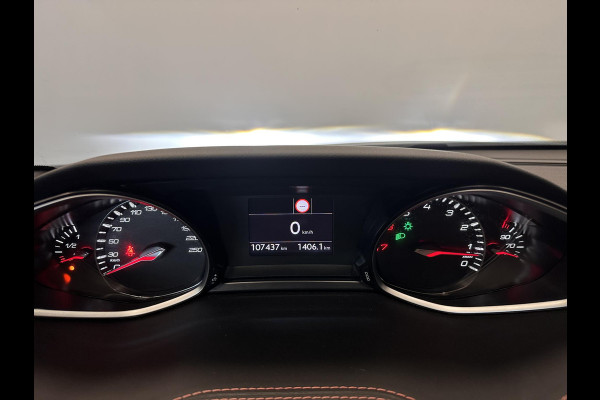 Peugeot 308 1.2 PureTech GT-line Panoramadak Airco|ECC Navi Carplay PDC VA + Camera Full LED Trekhaak