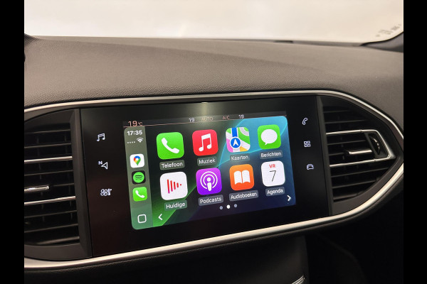 Peugeot 308 1.2 PureTech GT-line Panoramadak Airco|ECC Navi Carplay PDC VA + Camera Full LED Trekhaak