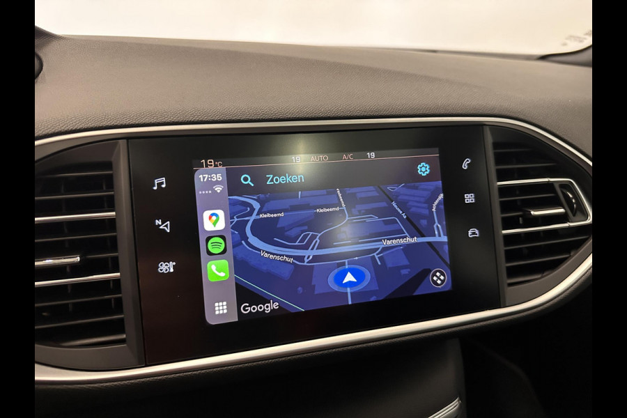 Peugeot 308 1.2 PureTech GT-line Panoramadak Airco|ECC Navi Carplay PDC VA + Camera Full LED Trekhaak