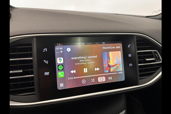 Peugeot 308 1.2 PureTech GT-line Panoramadak Airco|ECC Navi Carplay PDC VA + Camera Full LED Trekhaak