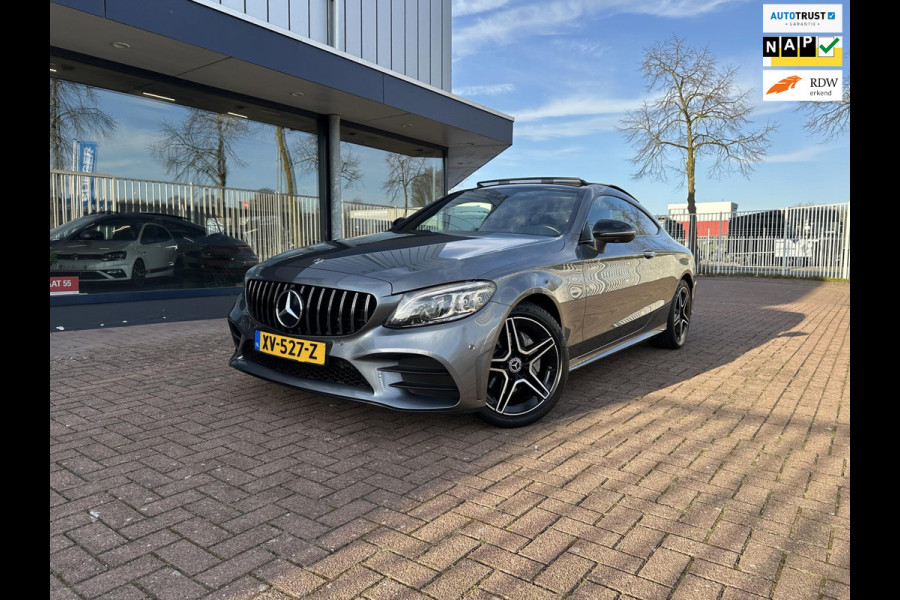 Mercedes-Benz C-Klasse Coupé 180 AMG | Pano | 360 Cam | Leer