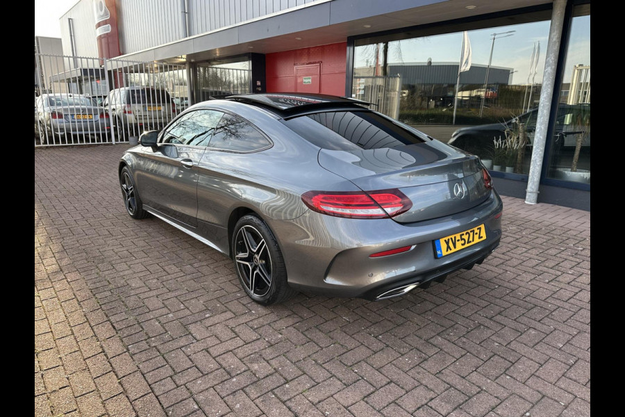 Mercedes-Benz C-Klasse Coupé 180 AMG | Pano | 360 Cam | Leer