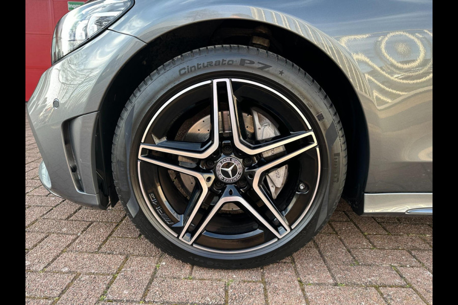 Mercedes-Benz C-Klasse Coupé 180 AMG | Pano | 360 Cam | Leer