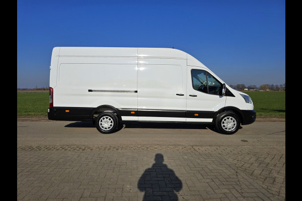 Ford Transit 350 2.0 TDCI L4H3 Trend RWD - 130 Pk - Euro 6 - Camera - Navi