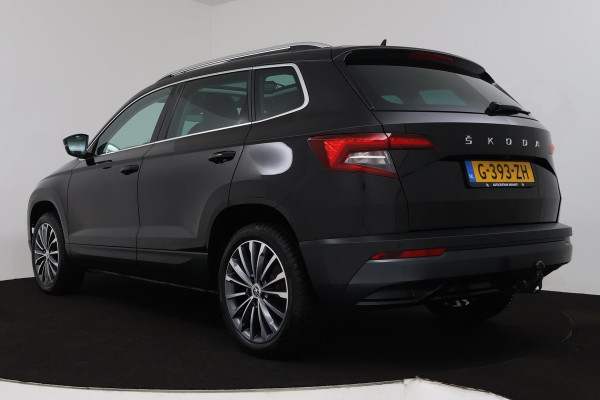 Škoda Karoq 1.5 TSI ACT Business Edition (PANORAMADAK, TREKHAAK, STOELVERWARMING, ACHTERUITRIJCAMERA, CRUISE, GOED ONDERHOUDEN)