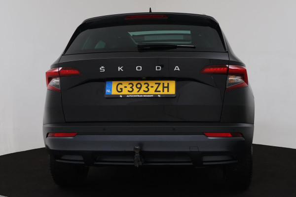 Škoda Karoq 1.5 TSI ACT Business Edition (PANORAMADAK, TREKHAAK, STOELVERWARMING, ACHTERUITRIJCAMERA, CRUISE, GOED ONDERHOUDEN)