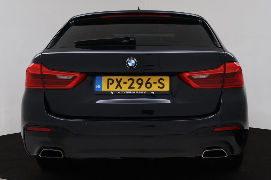 BMW 5 Serie Touring 520i High Executive (PANORAMADAK, STOELVERWARMING, LEER, NAVI, CRUISE, ELEKTR STOEL, DEALER ONDERHOUDEN)