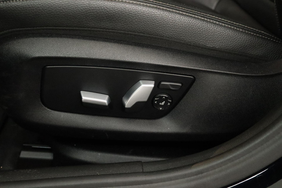 BMW 5 Serie Touring 520i High Executive (PANORAMADAK, STOELVERWARMING, LEER, NAVI, CRUISE, ELEKTR STOEL, DEALER ONDERHOUDEN)