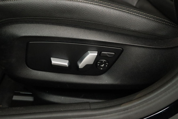 BMW 5 Serie Touring 520i High Executive (PANORAMADAK, STOELVERWARMING, LEER, NAVI, CRUISE, ELEKTR STOEL, DEALER ONDERHOUDEN)