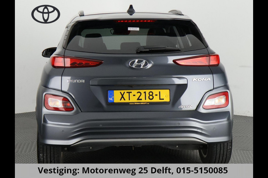 Hyundai Kona EV PREMIUM 204 PK ACCU=100% BERIJK TOT 508 KM !!! Hyundai Kona EV PREMIUM 204 PK PANORAMADAK ACCU=100% 64Kwh. LEER. NAVI. KEYLESS. FULL OPTION. TOT 5 JAAR GARANTIE*