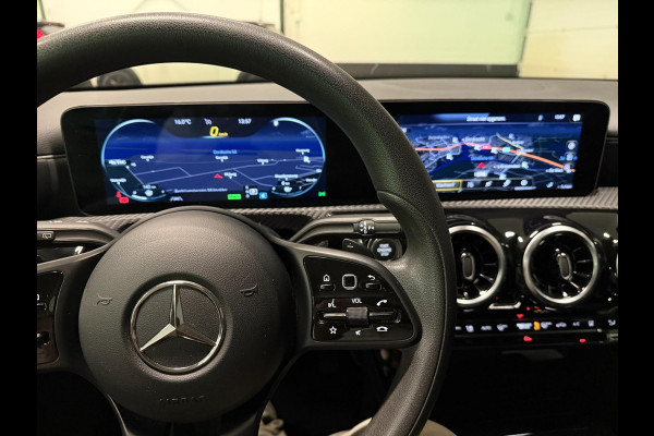 Mercedes-Benz A-Klasse 250 e WIDE SCREEN NAVI/V-COCKPIT/DAB/CARPLAY/LED/STOEL-M//