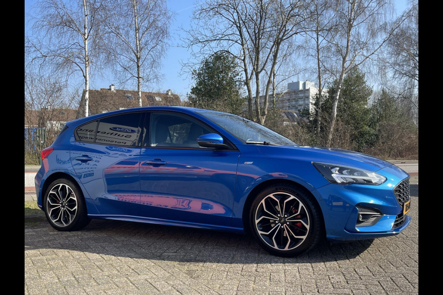 Ford Focus 1.0 EcoBoost ST Line Business 125pk Adaptieve Cruise | Winterpack | Full LED | Achteruitrijcamera | 18 inch | Dealer onderhouden