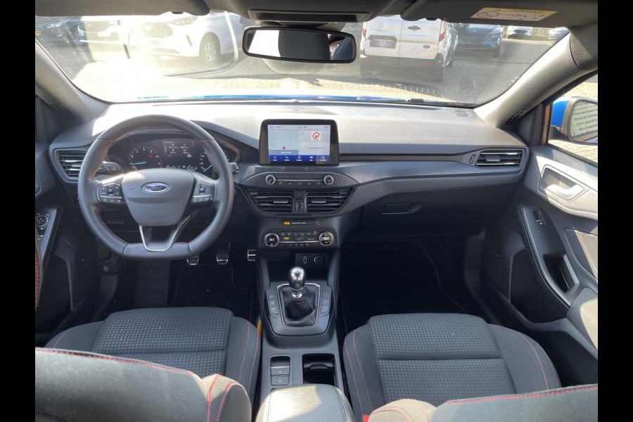 Ford Focus 1.0 EcoBoost ST Line Business 125pk Adaptieve Cruise | Winterpack | Full LED | Achteruitrijcamera | 18 inch | Dealer onderhouden
