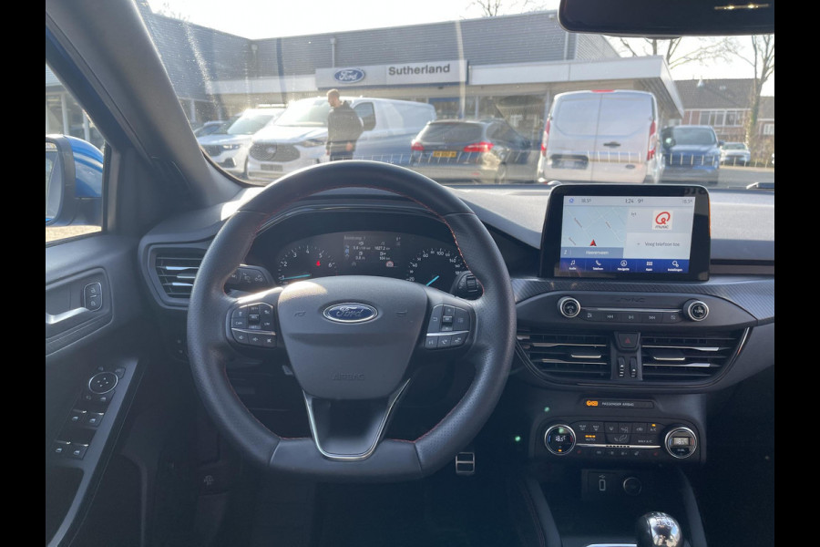 Ford Focus 1.0 EcoBoost ST Line Business 125pk Adaptieve Cruise | Winterpack | Full LED | Achteruitrijcamera | 18 inch | Dealer onderhouden