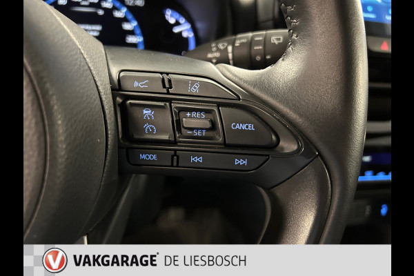 Toyota Yaris Cross 1.5 Hybrid Dynamic / navigatie / camera + pdc / cruise control / stoelverw / lane assist