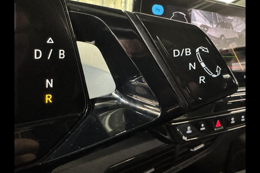 Volkswagen ID.3 First Max 58 kWh Adaptieve cruise control Trekhaak Apple Carplay Android auto