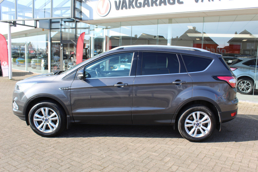 Ford Kuga 1.5 EcoBoost Trend Ultimate , 1800kg Trekgewicht , Hoge zit Climate control , Navigtie , Trekhaak , Cruise control Parkeersensoren achter , LED dagrijverlichting