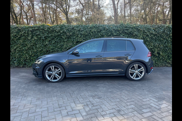 Volkswagen Golf 1.5 TSI Highline Business R LEDER / PANO / LED / CAMERA/ NAVI/ 18INCH / CLIMATE / STOELVERWARMING / BOMVOLLE GOLF!